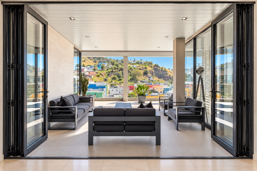 2 Bedroom Property for Sale in Cape Town City Centre Western Cape